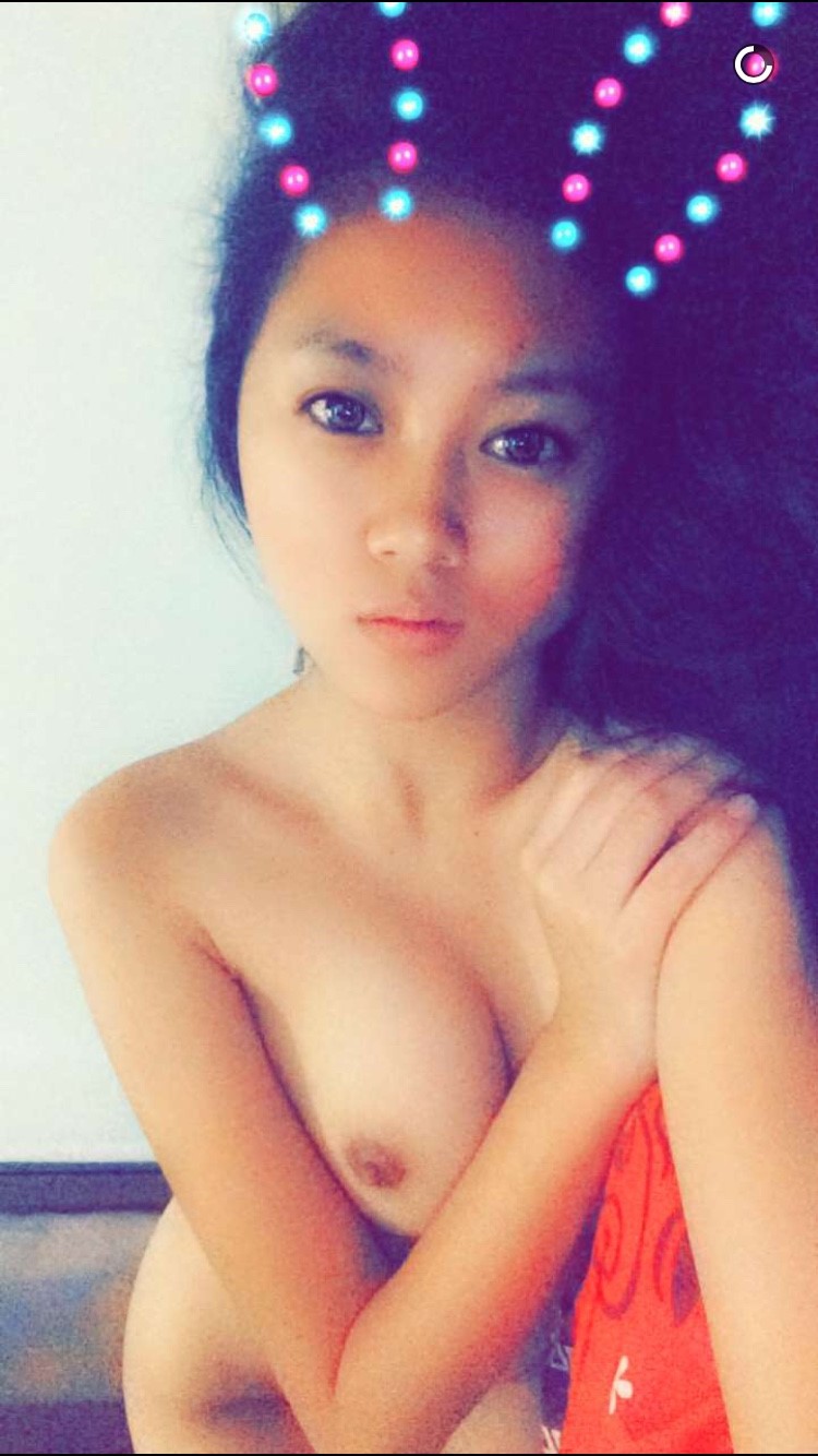 Snapchat Girl #2eF0ccKB